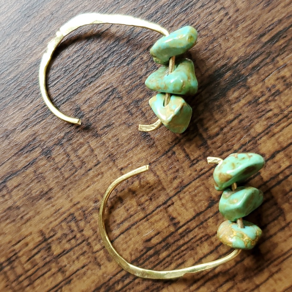 Handmade hammered semi-precious jasper modern minimalist boho earrings. 1 pair - Picture 14 of 14